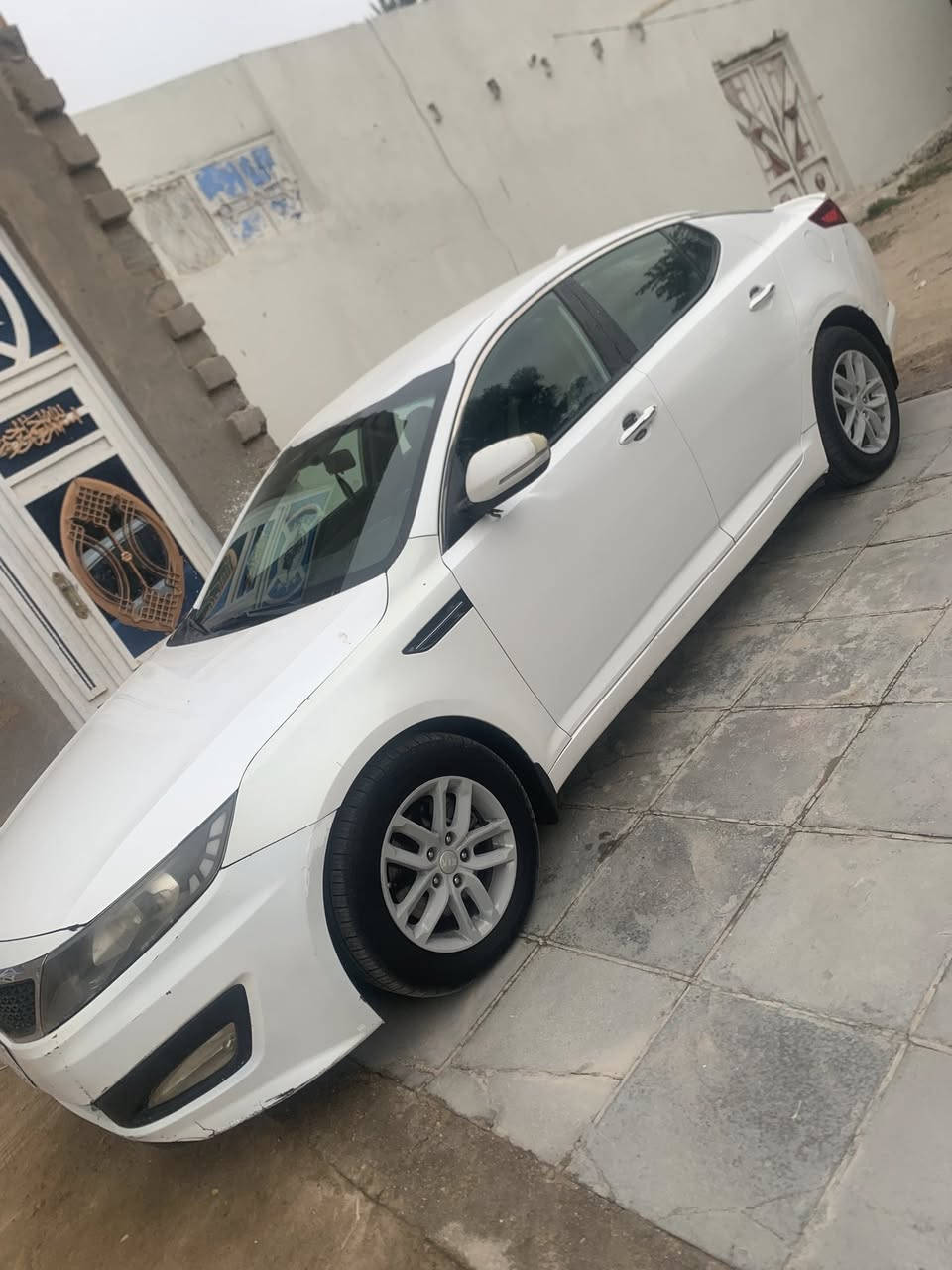 سلام عليكم اوبتيما 13 امريكي حادثها بنيد طاير ع قماره وجاملغ جهت السايق السياره حداديه 80‎%‎ السعر 100 وبيه مجال كلش قليل مكاني ناصريه مركز ‭0788 749 7403‬
