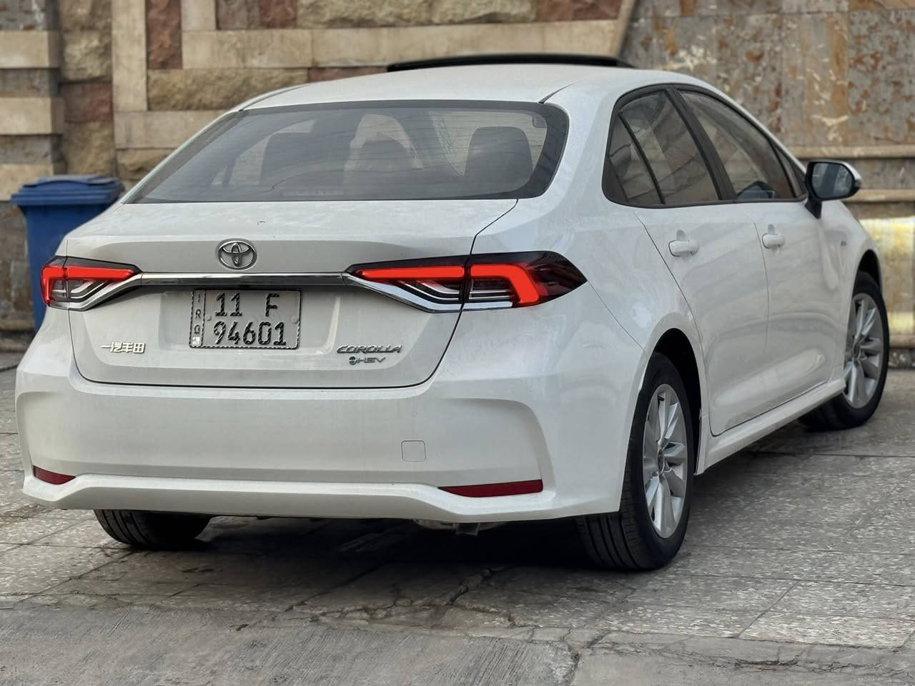 كورلا 2025  زيرو شكل خليجي هايبرد مكينه 1800 علامه سوده HEV   شحن ذاتي    مكفوله كفاله عامه  علامه سوده  

⚡️السنويه باسمي ومثبت الوحات مرقم كامل فقط تحويل ملكيه تكلفك 65 الف عليك  ⚡️

عرض خاص 🔥السعر 24مليون و800 دينار 🔥 

عنوان /المنصور الداودي 

المواصفات 
🛜مكينه 1800 هايبرد شحن ذاتي 
🛜سلايت 
🛜كراسي جلد اصلي+ دركة جلد وحياكه  
🛜رادار + تحديد مسار طريق + قيادة ذاتيه 
🛜قرائة علامات الطريق المرورية
🛜بصمة تشغيل + دخول ذكي  يدة الباب
🛜هاندر بريك بصمة + اوتو هولد 
 🛜 بطاين بوب حياكه  مطرز 
🛜كيجات ديجتل 
🛜شاشه مسجل +تبريد بيانو + كامره خلفيه دوارة + كار بلي 
🛜تبريد قطعتين 
🛜لايت زينون عالي ناصي + بروجكتر لد زينون + لد صباحي زينون+ بكلايت لد 
🛜 حساس اطار + حساس مطر + حساس لايت داينمك عالي ناصي اوتو 
🛜ايفو مود + مود درايف + مانع انزلاق 
🛜 تحكم  الستيرن كامل مع كروس سرعه
 🛜ايرباك عدد 10
🛜ويل كب  حجم 16 
***********
