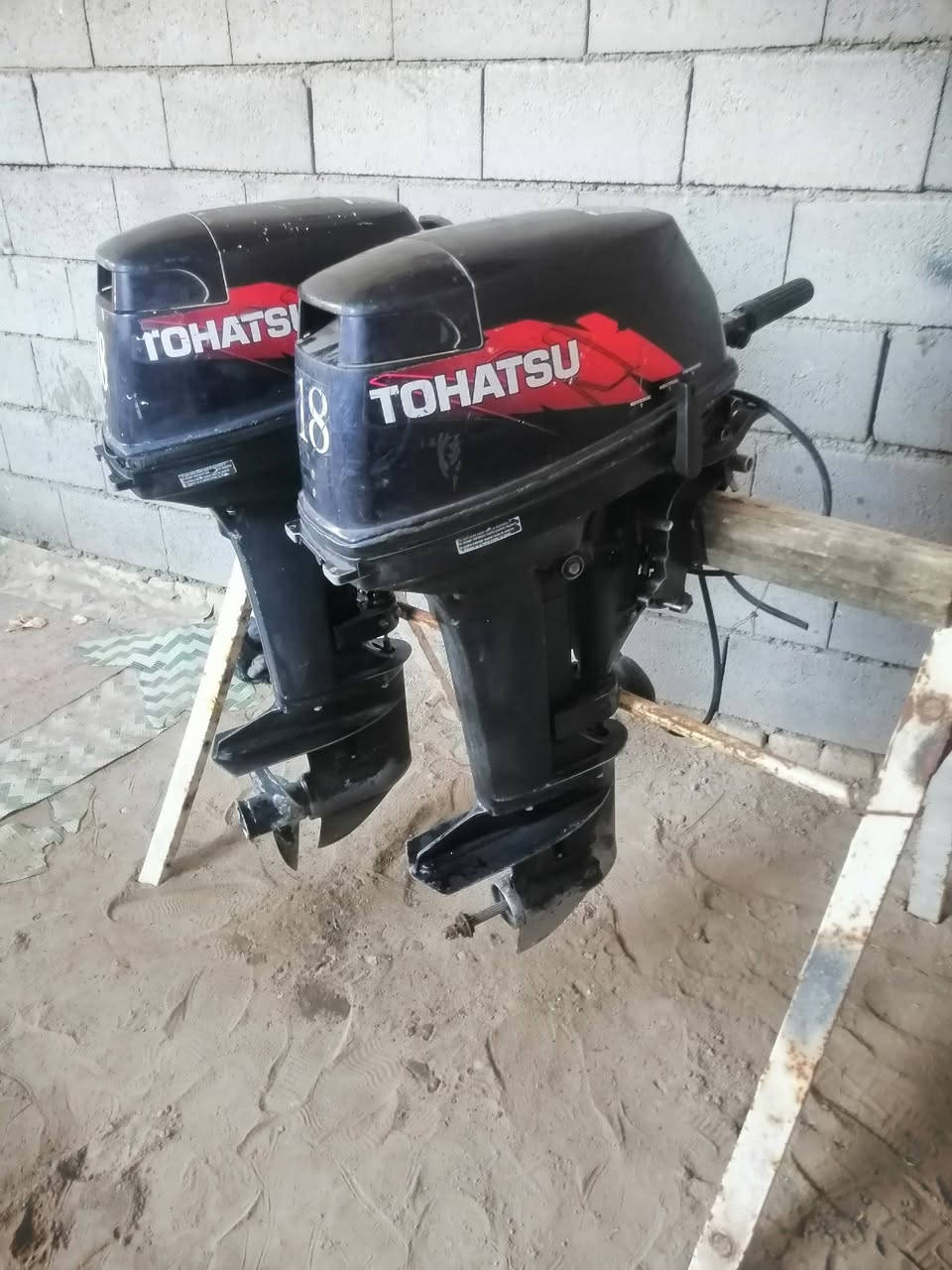 *********** ***********
