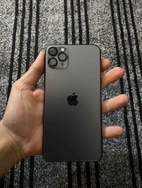 آيفون ١١ برو ماكس • ٢٥٦ • بطارية ٨٨