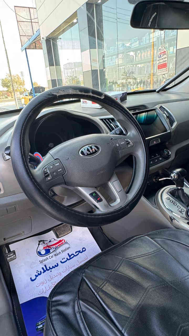 كيا سبورتج 2015 خليجي رقم الماني ضربتها صندوك السعر 140 وبيه مجال قليل مكلف بالنشر ما موجود عل فيس 
***********
العنوان قضاء الزبير
