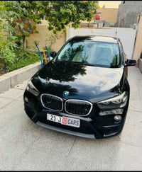 BMW X1 2019 وكالة العروش بيها بارد بسيط ماشيه 155 الف كيلو الكير والمح...