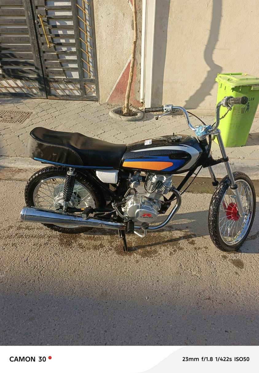 سلام عليكم  إيراني رقم وسنويه تنتهي ب ب ٢٠٣٠ مكاني بصره زبير دراجه بعدها جديده كلش توني معمره سعر مليون و 600 غير هاذ سعر لاطبلي خاص رحمه لهلك 

***********
