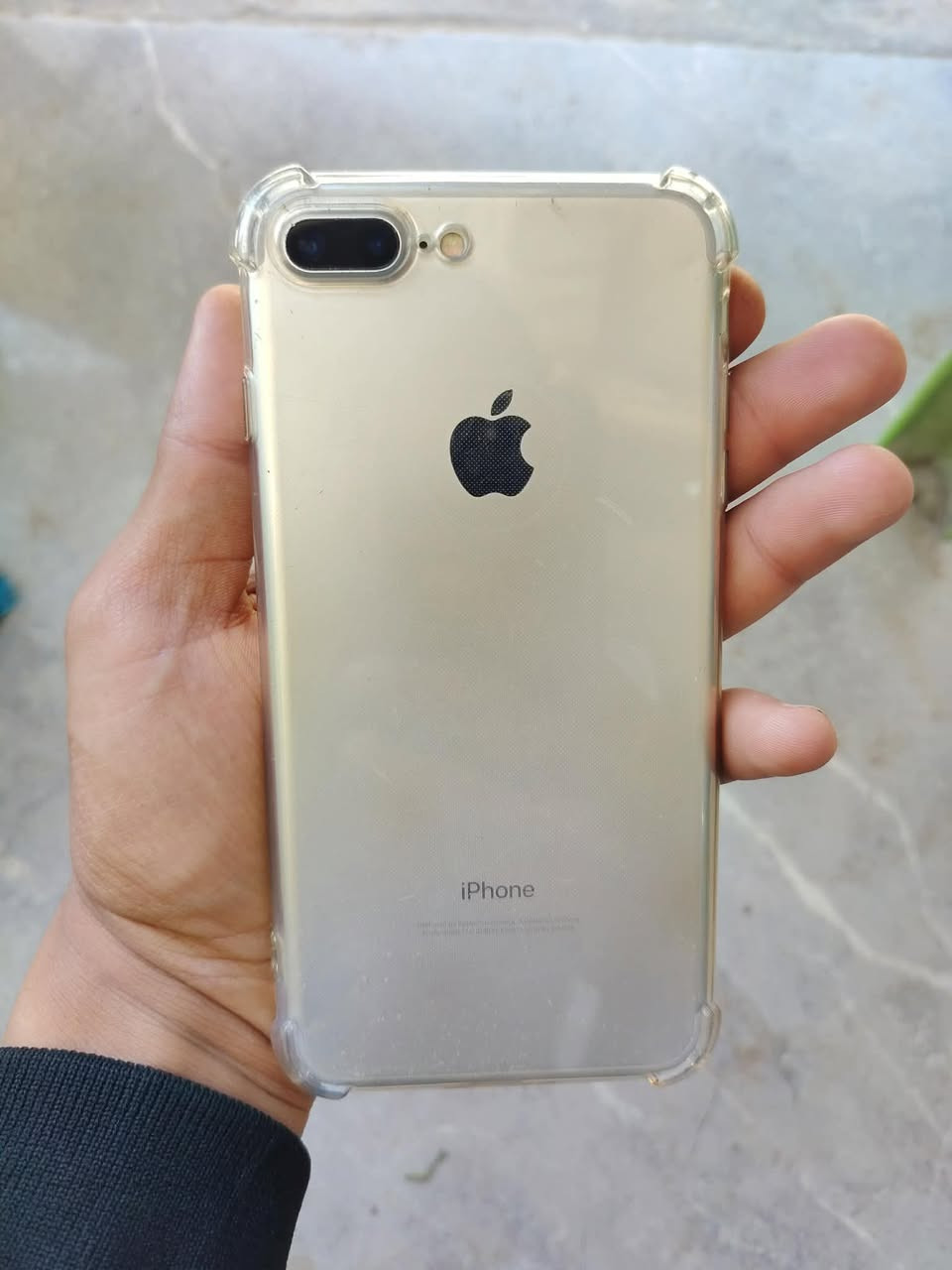 مرحبا 
ايفون سفن بلاص 
لون فضي 
ذاكره ١٢٨ 
خط واحد 
مبدل بطاريه ١٠٠ وصرف طبيعي 
ومبدل شاشه نوعيه زينه 
نضافه كدامك وكله شغال خط بصمه دكم 
السعر ١٢٠ الف مكاني عفج للتواصل ***********
