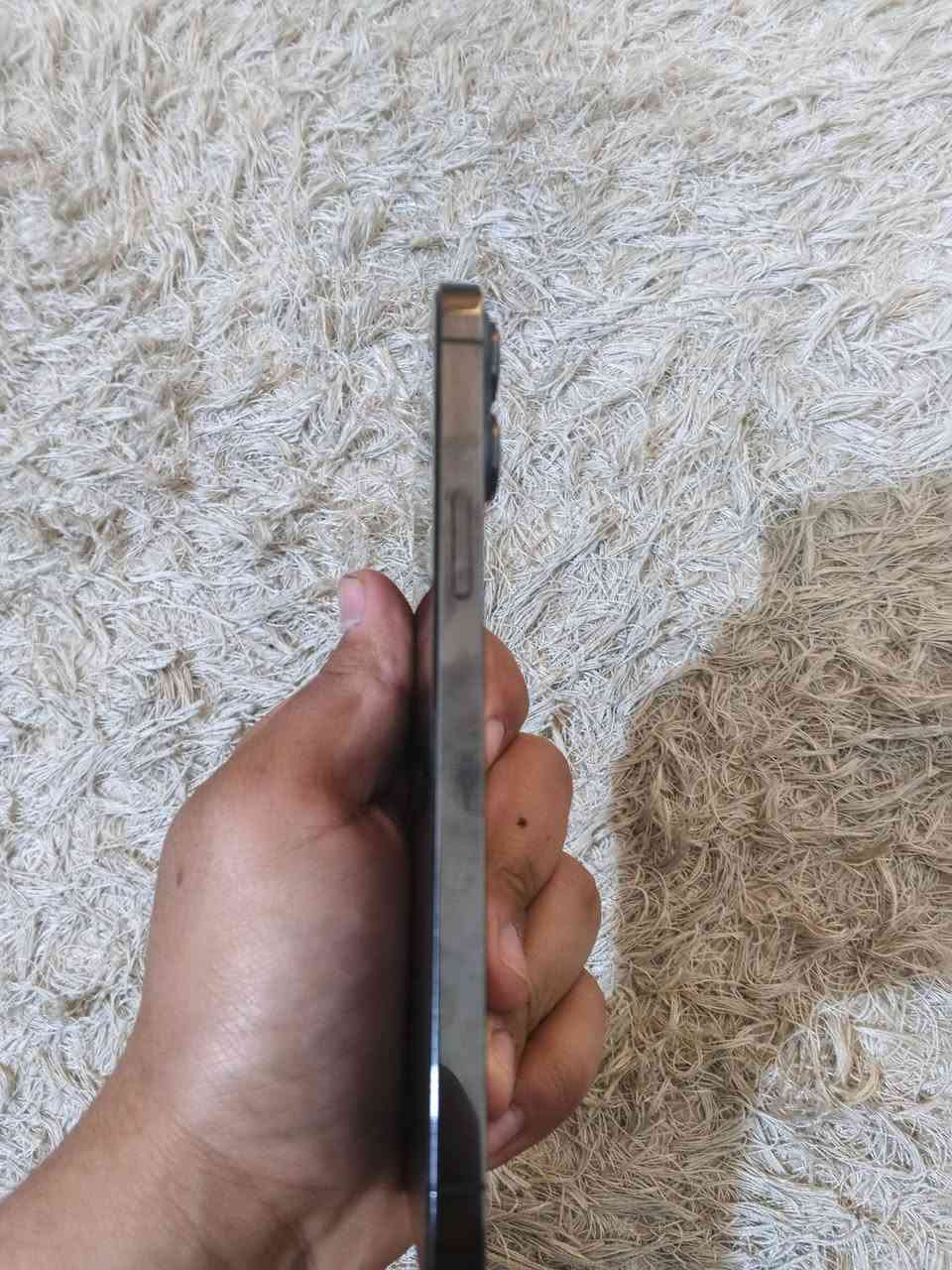 ايفون 13 برو ماكس 
ذاكرة 256

بطارية 75

الجهاز كلش نظيف واستعمالة كلش ممتاز

لون رمادي

الجهاز بعده بحيلة السعر 650 الف و  طبعا البيع داخل بغداد وما اطلع خارج المحافظة والمكان الدورة ميكانيك وما عندي توصيل محافظات اذا تريد انت تجي تفحص وتاخذ

الجهاز ما مفتوح

ملاحظة الشاشة ما مكسورة هاي الزكة (لاصق الحماية) الي مكسورة مو الشاشة
*********** متوفر واتس اب
