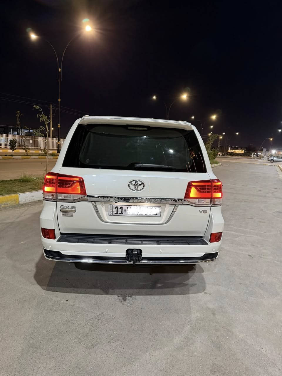 السلام عليكم لاندكروز للبيع مديل 2019 گراند تورنك بريم باب اول فوول مواصفات مكينه 6سلندر السياره مكفوله من الصبغ وجديده لووك ماشيه 80 الف السعر 495 مكان السياره ذي قار للاستفسار ***********
