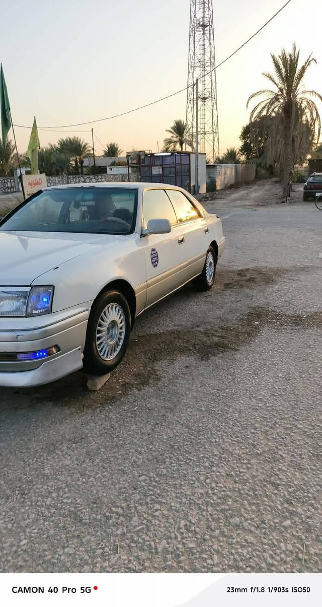 السلام عليكم تيوته كراون راس الثور موديل ٩٥ سنويه لل ٢٩  رقم الابار انكليزي   بسمي مداور ثانيوم جاهزه من كلشي. كصتين  فقط مكينه 3000 بيع او مراوس ملكه اصولي حته لو تكسي عادي السعر ٧٥ وبيهه مجال مكان السياره بابل القاسم مكلف بل نشر مكلف بل نشر رقم صاحب السياره *********** ملاحضه  الي شوفهه غاليهه يعبر المنشور ويدعينه بل رزق
