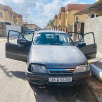 سياره للبيع اوبل اوميكا موديل ٨٨ مرتبهه جديد  السعر ٢٧ بيهه مجال الشرا...