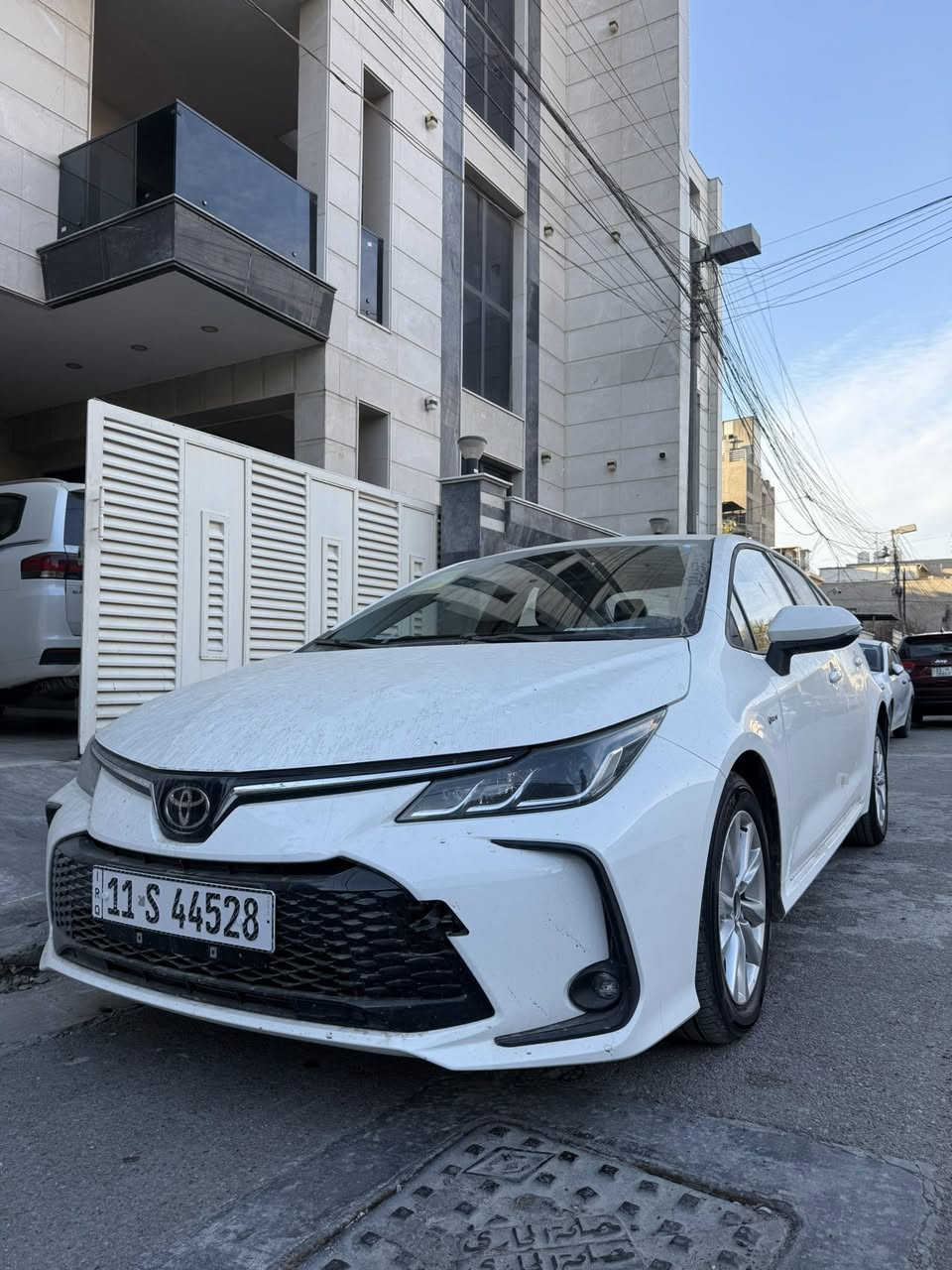 السلام عليكم للبيع كورلا هايبرد زيرو فتحه 2025 كشنات جلد اسود ستيرن حياكه  بصمه تشغيل رادرات كامره وشاشه  هاند بريك بريك بصمه وباقي مواصفات المعروفه السياره زيرو ومرقم لوحات اب اسمي مكانه بغداد المنصور
السعر ٢٤ مليون و٩٠٠ الف دينار
***********
