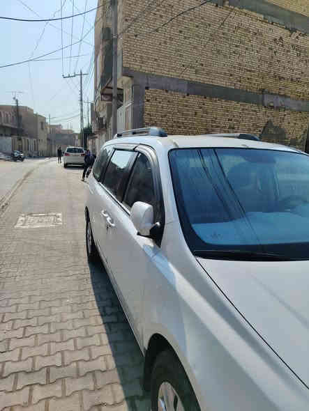 السلام عليكم كيا سيدونا 2008جاهزه من كلشي باسمي***********
السعررررررر 137 رميثه
