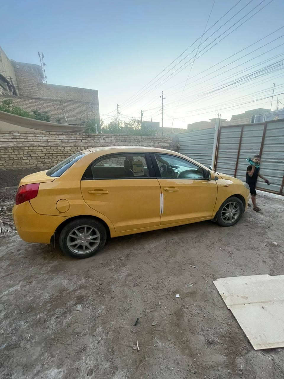 سياره جاهزه كير محرك مكفولات وخير من الله 

تخم تاير جديد +دوشمه جديده 

سياره بدون ضربه 

سنويه 2029 +هزه جديده +غرمات مصفره +هيه مصفره

نقص السياره فقط غاز مال تبريد  فقط 

تفاصيل اكثر 
***********
