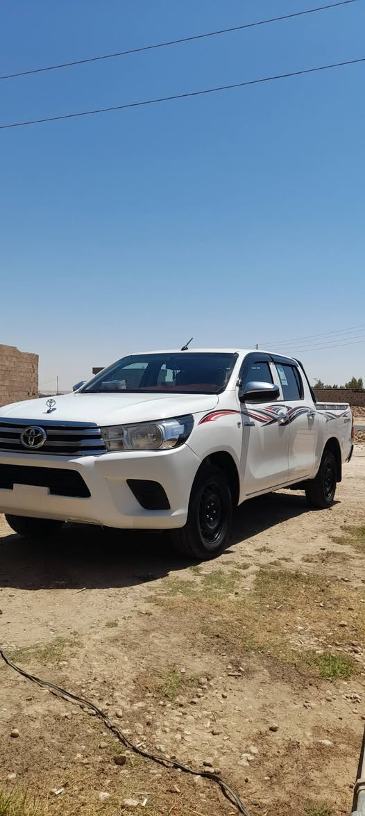 بيكم مديل 22  ادوات السعر 140ورقه وبيها مجال التواصل علا***********
