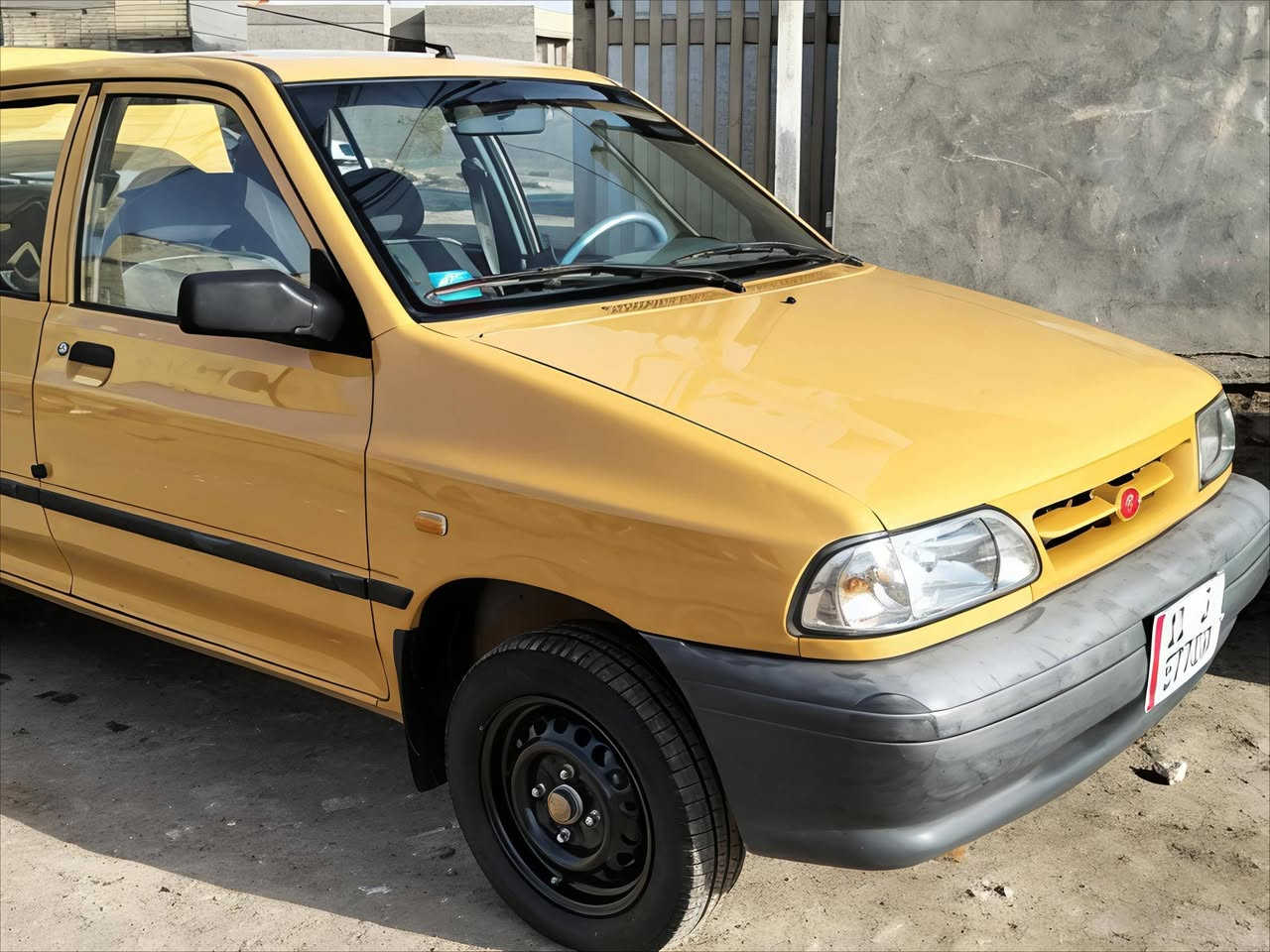 سلام عليكم
للبيع أو مراوس بخصوصي سايبا 

 سايبا 

موديل 2016 

ماشيه 164 حقيقي 

مكينه بلاديه ممفتوحه 

لا تبخير  ولا تنقيص 

كشرهه مثل ما موجود بالصوره 

سنويه 29 مصفره هيئه وغرمات وهزه جديدة 

السعر انتصل وبيك خير وتدلل

للتواصل على الرقم التالي *********** 

عنوان بغداد الزعفرانية حي الامانه
