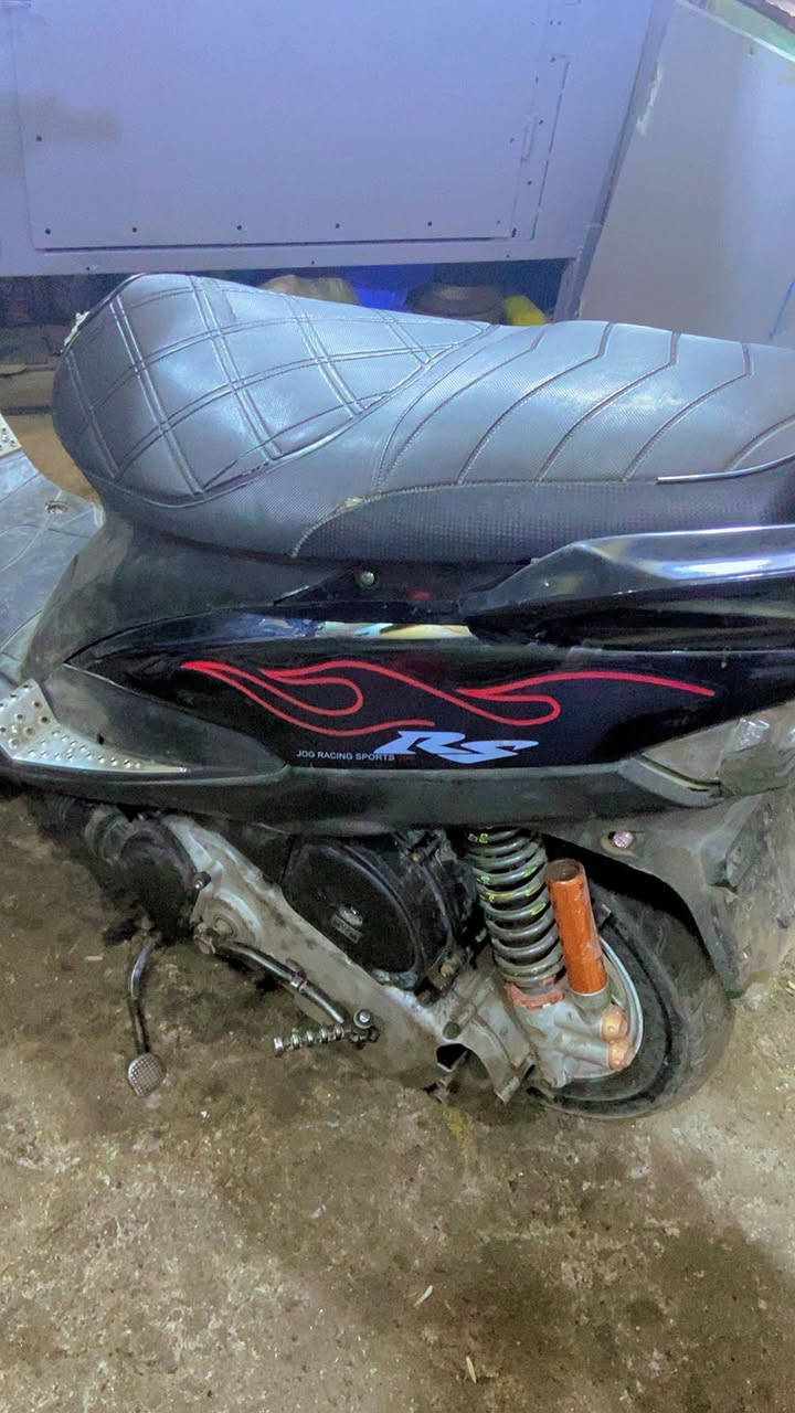 رياضية تزويد
دبلات امامية 
يدات بريك 
ستان صفح 
شيال مكينة 
دبل خلفي 
صالنصة fm 
تعلكة امامية 
ناقص بس السلف والسلف موجود بس يردله شد 
شالغة اول هندر 
سعرها ٥٥٠ وبيها مجال 
مكاني بغداد النهضة 
***********
