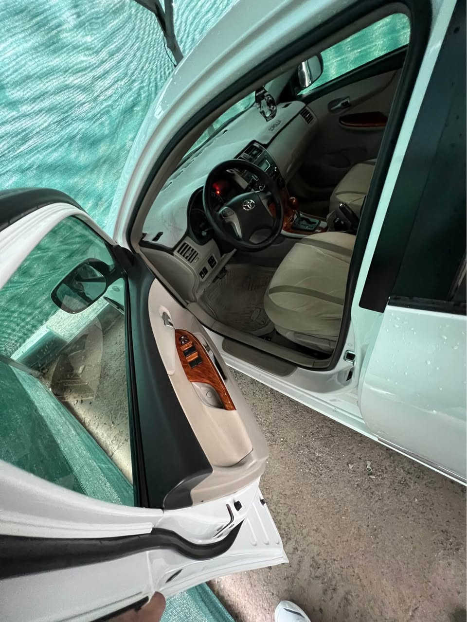 Toyota corolla 2013 سيد نهرو

صورة فحص موجود 
سياره رقم سنويه جديد 
دينار مصرف مابيها 
حديده خلفي امامي جديد
موصفات فول بدون سلات 
داخل فورميكا 
تحكمات ستيرن
كير محرك بشرط مامفتوح بدون صوت صرف بخار
بشرط تحويل وكال غرامه 
طيرات جديد 
ماشه 247km ماشي
مکان سلیمانیە
سعر 138
***********
———————————————————————
تويوتا كوريلا ٢٠١٣ سيد نهرو خليجي 
رەسمی سۆنەریم داناوە 
سەیارەکەی سفری ئێرەیە 
گێر و مەکینەو تەقەو رەقەی بەشەرتە 
تحویل غرامە وەکالە بەشەرتە 
چوار تایەی تازەی لەژێرە
سپێری دانەبەزیوە
٢٤٧ هەزار رۆشتوە
ناو فۆرمیکایە 
فولە بەس سلایت نیە  
شوین سلێمانی 
نرخي 138
*********** كركوك, العراق
