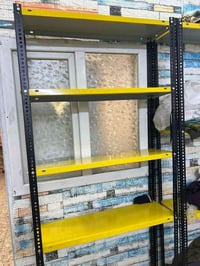 رفوف 5 طوابق عدد 2 السعر 65 مدينة الصدر 07703920476