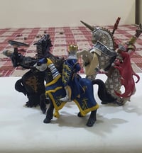 مجموعة فرسان • ٢١ قطعة • بابو