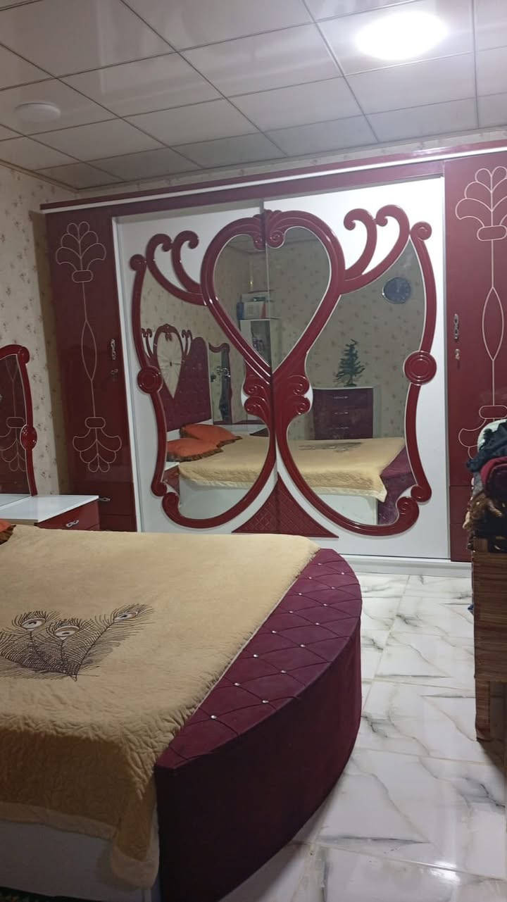 غرفة تركية مستخدمة للبيع
نظيفة جدًا ومامستخدمة هواي
10 قطع ، وسعرها 900 الف
العنوان الجمهورية


**إذا كنت صاحب هذا الإعلان وتريد حذفه لأي سبب، رجاءا أرسل رسالة إلى الدعم الفني**