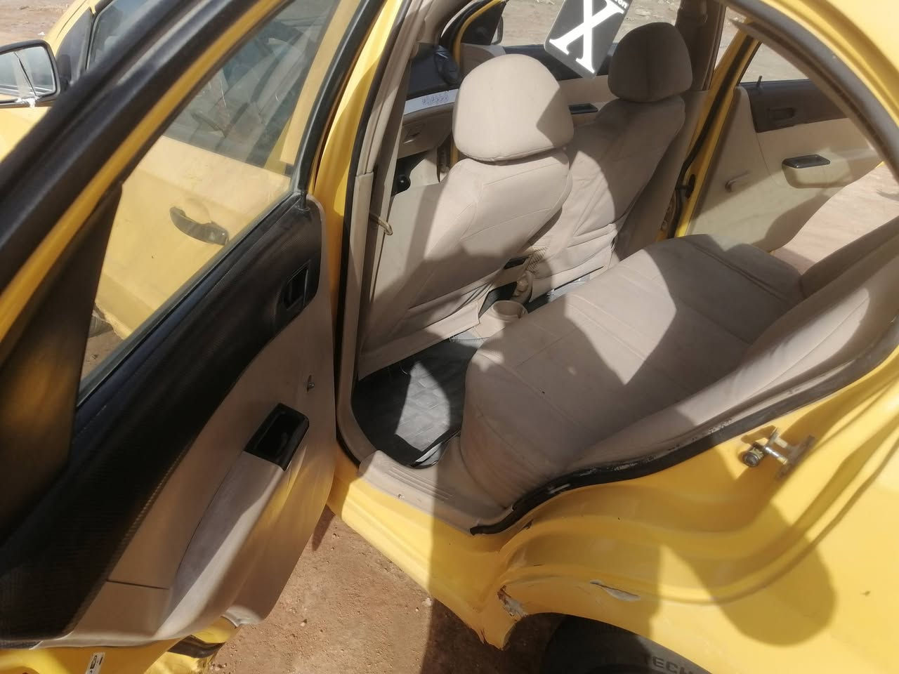 سلام عليكم اخوان افيو خليجي لبيع موديل 2009 سياره غير مكفوال رقم نجف حداديه جديده تخم تاير بنزات جداد دسكات جداد المكينه تبخر منظومه مال تبريد جديد بس نزرف البوري فقط ضفيرته تخبل سعره 39وبيه مجال تعال كلبه وقتنع بيه وتدلل *********** مكانه ديونيه قضاء السدير
