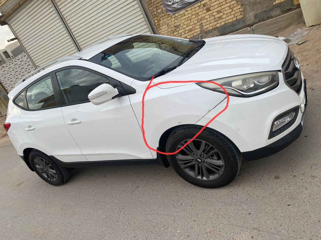 السلام عليكم ...
توسان خليجي موديل 2014 أبيض محرك 2000 دوش بأسمي مرحلة الى المشروع الوطني ، السيارة أستخدام شخصي ، ماشية 154900 قابل للزيادة السيارة بأسمي تحويل ثاني يوم فقط تحويل (بدون وكالة) ، ضررها ركن الجاملغ الامامي الأيسر والبنيد وقليل من الجاملغ الامامي الأيمن بدون لغد ولا شواصي موضح باللون الأحمر مع شخط موضح بالصورة بالدعامية الخلفية اليسرى باللون الازرق والباقي شوفت العين سعرها (145 $) وبيها مجال للشراي
عنواني : البصرة / حي بغداد
للإستفسار الإتصال بالرقم ***********
