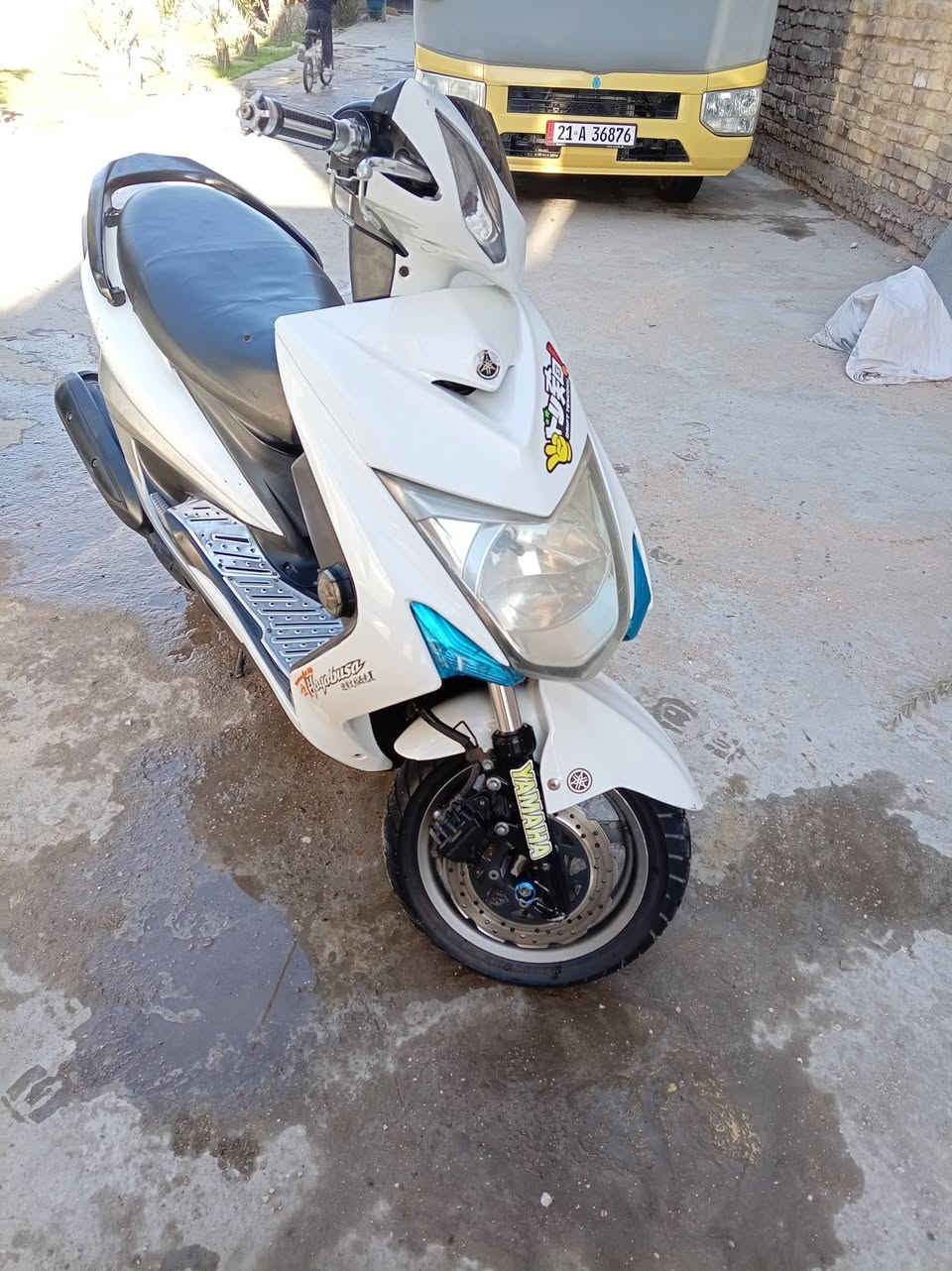 دراجه سكنس الد نضيفه مديل 2016 الون ابيض شلعه وعدل 👋مكاني بغداد شعله الشراري يتواصل معا الرقم ***********
