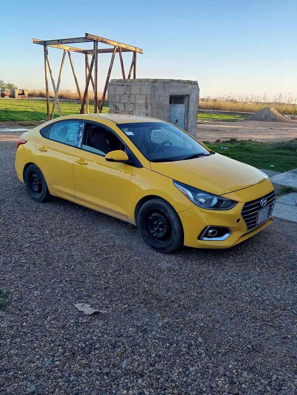 سلام عليكم للبيع هونداي اكسنت 2019 وارد امريكي محرك 1600 رقم انبار الماني مصفره هيئه وغرامات تحويل مباشر سياره نظيفه وجاهزه مابيهه نقص ناعمه وقتصاديه مكينه وگير مكفولات صدر امامي وخلفي جديد تخم تاير جديد كهربائيات كلهه شغاله تبريد ثلج السعر 88ورقه مكان الرمادي الشراي يتصل رقم الهاتف ***********
