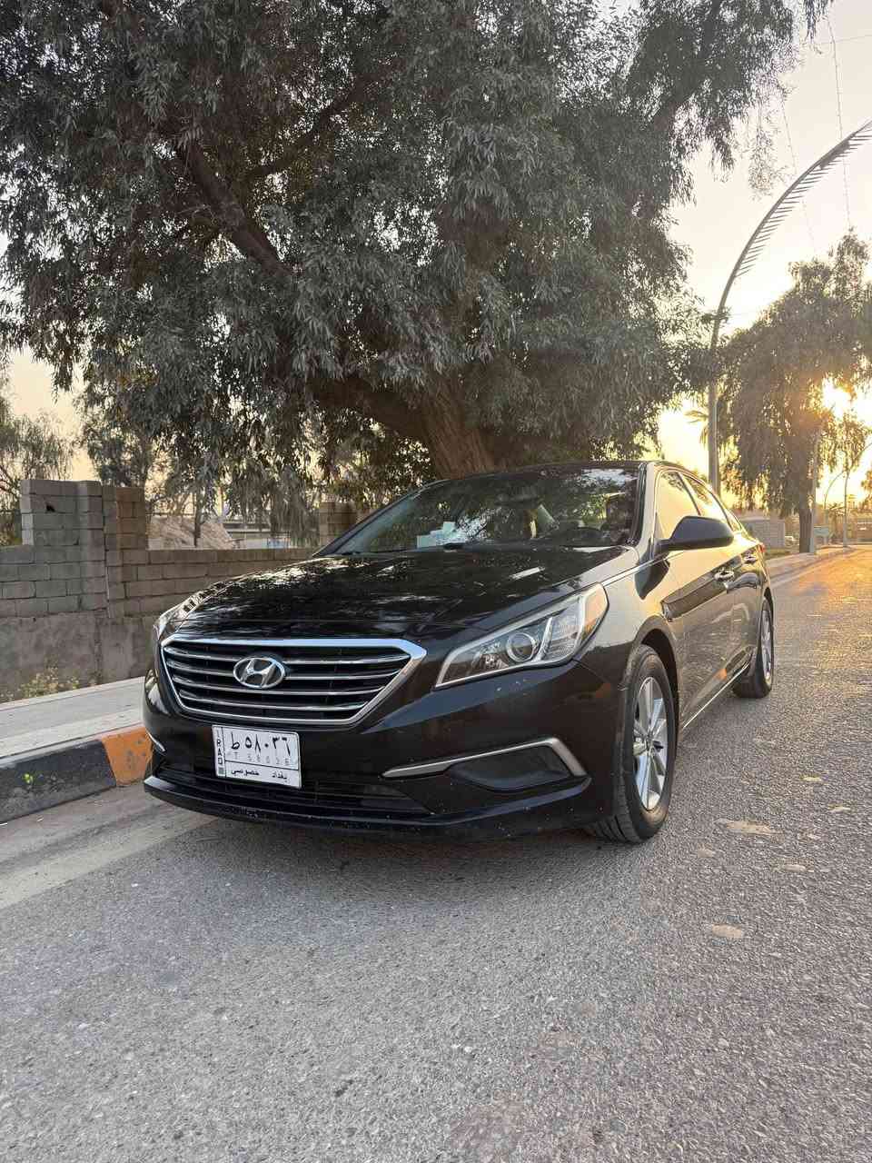 🚘 Hyundai Sonata 2017 🔥
عملية • اقتصادية بالبنزين • قيادة مريحة

📄 وارد أمريكي 🇺🇸
📊 الممشى: 95 ألف ميل

━━━━━━━━━━━━━━━

💎 المواصفات والتجهيزات:

✔️ شاشة وسطية 📺
✔️ كاميرا خلفية 📷
✔️ تحكمات ستيرن 🎛️
✔️ مثبت سرعة 🚗
✔️ تكييف ثلج ❄️
✔️ جنوط أصلية 🛞

━━━━━━━━━━━━━━━

🛠 الحالة:

• المحرك + الكير بشرط الفحص والكفالة ✅
• استعمال مرتب
• الفحص مرحب به بالكامل بكل شفافية

━━━━━━━━━━━━━━━

✨ سيارة عملية واقتصادية جداً
✨ مناسبة للاستخدام اليومي والسفر
✨ جاهزة للاستخدام بدون أي صرف

📍 الموقع: ديالى – بعقوبة
📞 *********** (اتصال / واتساب)

🚨 السعر مناسب والبيع للجادين

#سوناتا
#Hyundai
#Sonata
#سيارات_للبيع
#سيارات_ديالى
بعقوبة
سيارات_العراق
NumanAuto بعقوبة, ديالى
