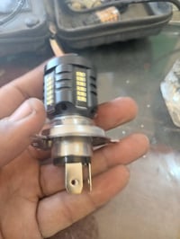 عدسة H4 • كمية متوفرة • توصيل