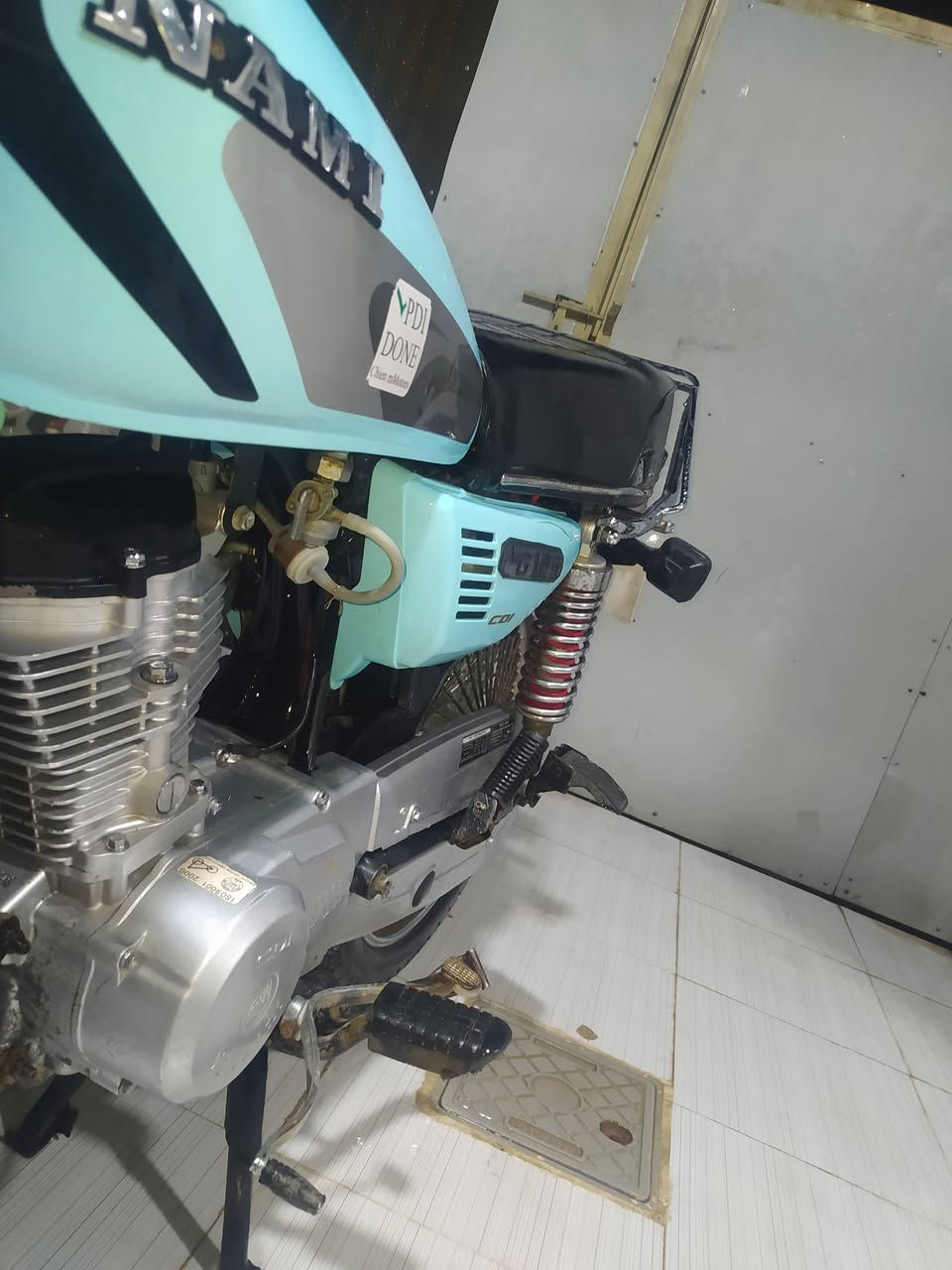 السلام عليكم للبيع دراجه سونك موديل 2023حلوه ونضيفه مثل مشوف مكينه تروح بيهه للبصره  السعر 550وبيهه مجال اوراق الدراجه مكاني حله حي العسكري شارع 30 متواجد فيس واتصال ***********
