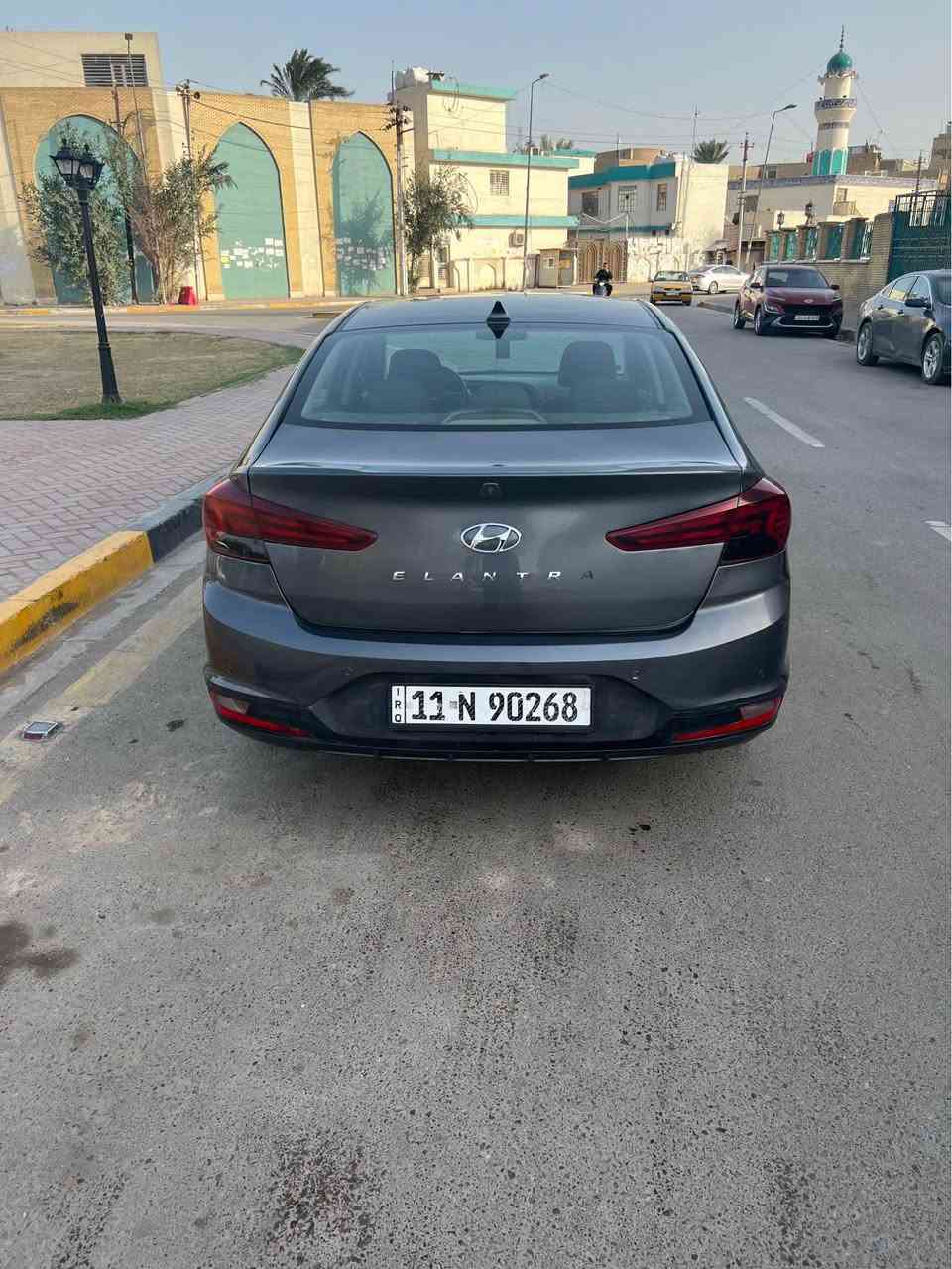 سلام عليكم النترا 2020فول 1/1بصمه فتحه سياقه ذاتيه كشنات تتفه وتبريد رادار مكينه 2000دوش كير اي تي المرغوب حادثه قبغ جنطه وجاملغ خلفي بدون دواخل كلش غفيفه سياره جديده مال بيت وبسمي ورقم جديد وسنويه جديده العنوان الاعظميه السعر140رقم 
*********** بغداد, العراق
