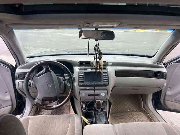 تۆیۆتا کراون 2002 مەلیکە
موس
4 دوگمە
فولە
دیڤۆری گەورە
دەعمی لیدراو نیە
سلاید
گیرومەکینە بەشەرت 
زۆربەجوانی پاکی ماوە 
هیچ خەلەلیکی تیدا نییە

سعر لە کۆمێنت داوابکە ڕاستەخۆ بۆت دیت 📩 

سەیارەكە مالی دۆستە 

ژمارەی خاوەنی 
***********
