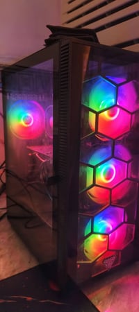 تجميعة للبيع Cpu i5 10400f  Gpu Rx580 8gb  Ram ddr4 3200hz 8x2 16gb  M...