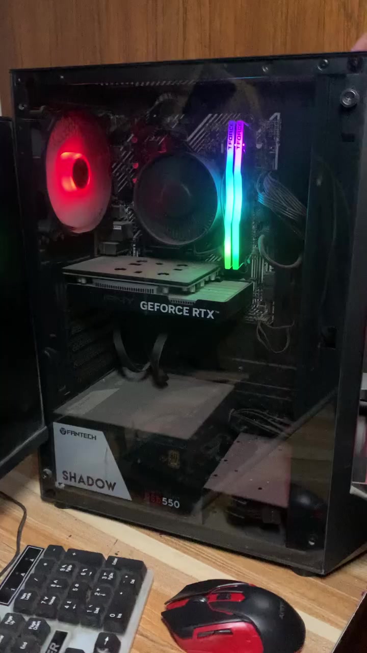 السلام عليكم شباب 
عندي حاسبة بيسي مثل متشوفون النظافة كدامك استخدام قليل ومواصفاتها كدامكم بور سبلاي 550
الكارت شاشة Rtx 30 / 50
بيها رامين 8 ب 8
تحتوي ع 4 فانات 
المعالجcore i5 / 11400F 
رايدها مراوس بكامرة SONY (سوني)
تحياتي الكم


**إذا كنت صاحب هذا الإعلان وتريد حذفه لأي سبب، رجاءا أرسل رسالة إلى الدعم الفني**
