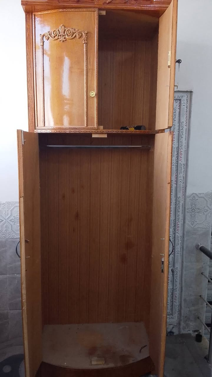 زاويه طابقين للبيع  تفيد هم كنتور مستعمل 300الف


**إذا كنت صاحب هذا الإعلان وتريد حذفه لأي سبب، رجاءا أرسل رسالة إلى الدعم الفني**