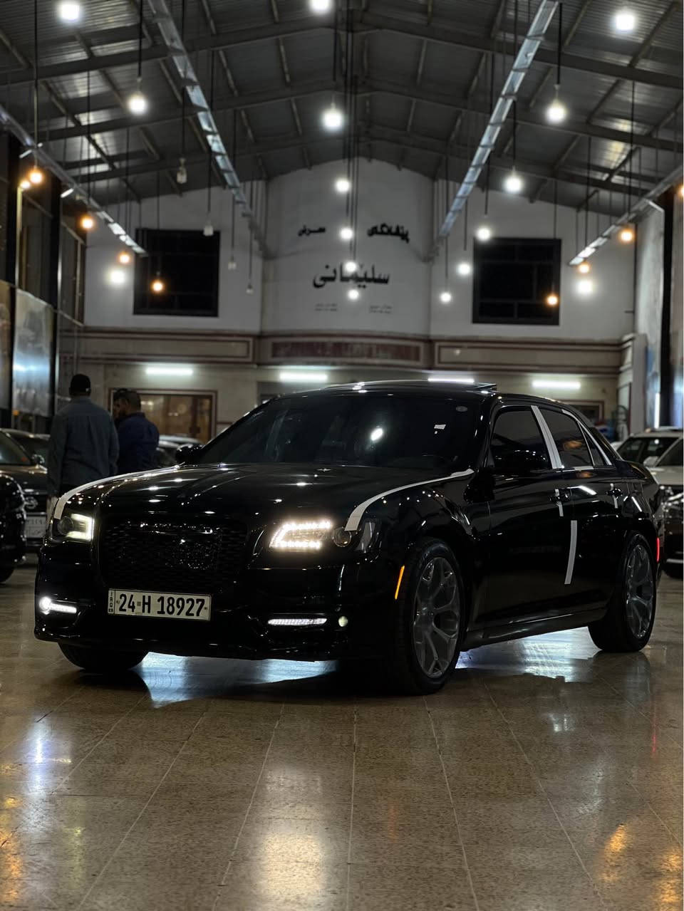 اللهم مصلى على محمد وآل محمد 
Chrysler 300S 2018 black edition 
فول فول فقط مابي رادار امامي

بانوراما دبل فتحة
كشن جلد
كشن تدفئة
كشن تبريد
كشن كهرباي 
حساس امامي خلفي
شاشة كبير
تحكمات ستيرن
مرايا قلاب ينزل
رادار خلفي 
رادار مرايا 
بجم عريض دبل لحية
لايتات ليد 

اخوان سيارة كلين تايتل داخلل عراق اهنا جاملغ مسويتها صبغ بس على مود شخط صورة موجود يمنا حتى جاملغ مامفتوح .
سنوي هزة فحص كلها جديد حتى ٢٠٣١ بسمي تحويل وكالة نفس يوم
عنوان اربيل
***********   وتساب أربيل, العراق
