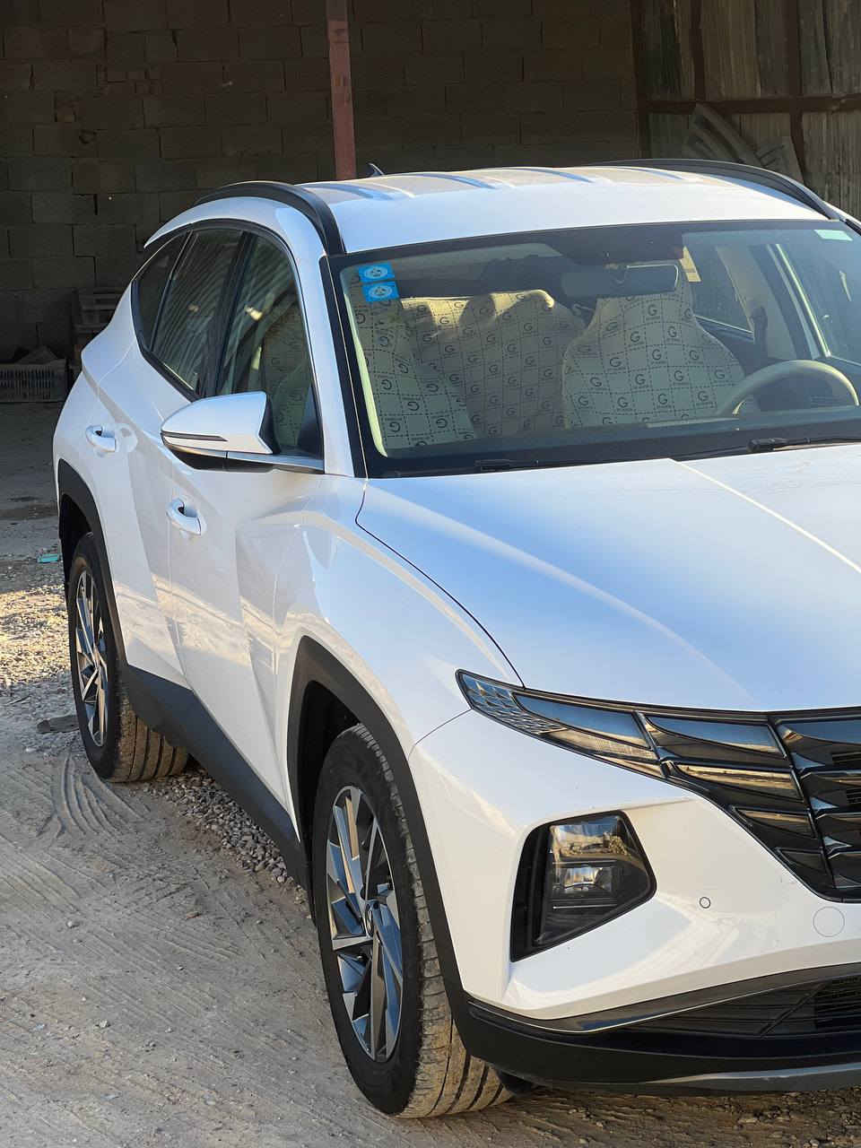 السلام عليكم توسان 24 للبيع سيارة جديدة العنوان بغداد / الشعب ***********
