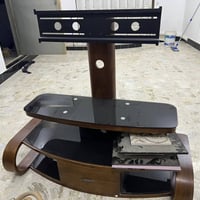 ميز تلفزيون • ٢ قطع • واحده زينة