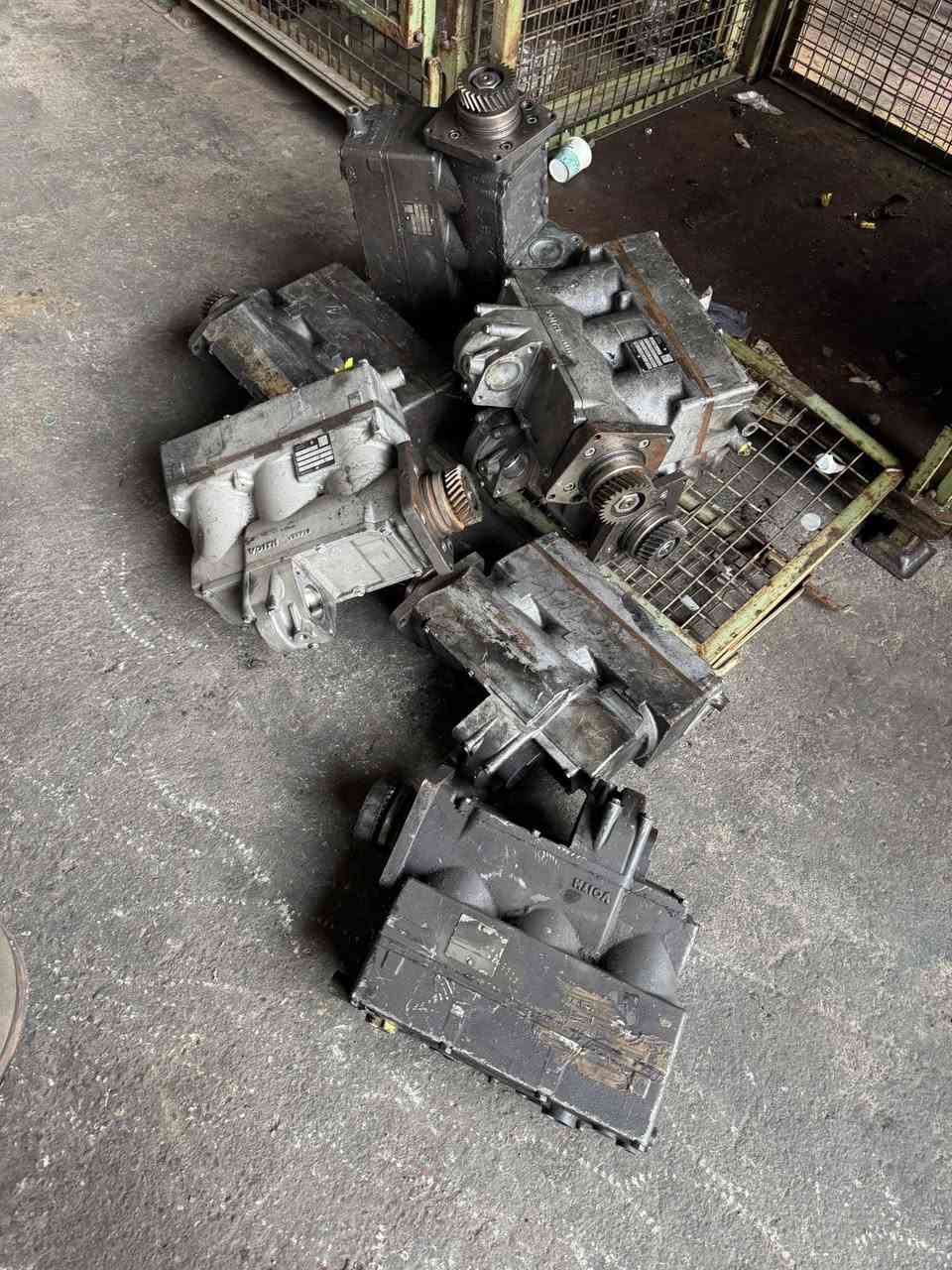 الان موجود قطع غيار محركات مرسيدس 
نوع. Mb1. Mb2. Mb3. Mb4 
العنوان اربيل صناعه الشمالي 
كراج محمد حجي سمير كركوكي 
للاستفسار اتصل على الرقم 
***********
0750 313 0750

Mercedes engine spare parts are now available.
Types: MB1, MB2, MB3, MB4
Address: Erbil, North Industrial Area
Mohammed Haji Samir Kirkuki Garage
For inquiries, please call:
***********
0750 313 0750
