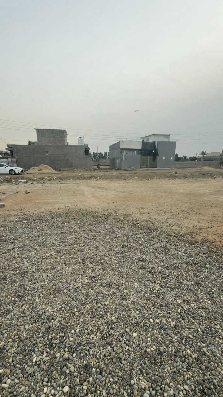 السلام عليكم
قطعه للبيع بمساحة 100 متر
واجهة 10 ونزال 10 
زراعي بيت جعاري  مقابيل محطة اسئلة بيت جعاري  السعر 18 مليون رقم الهاتف ***********
