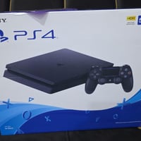 بلي فور للبيع  سلم نظيف مابيه شي اونلاين ما مهكر وشغال  مع قرص gta وحس...