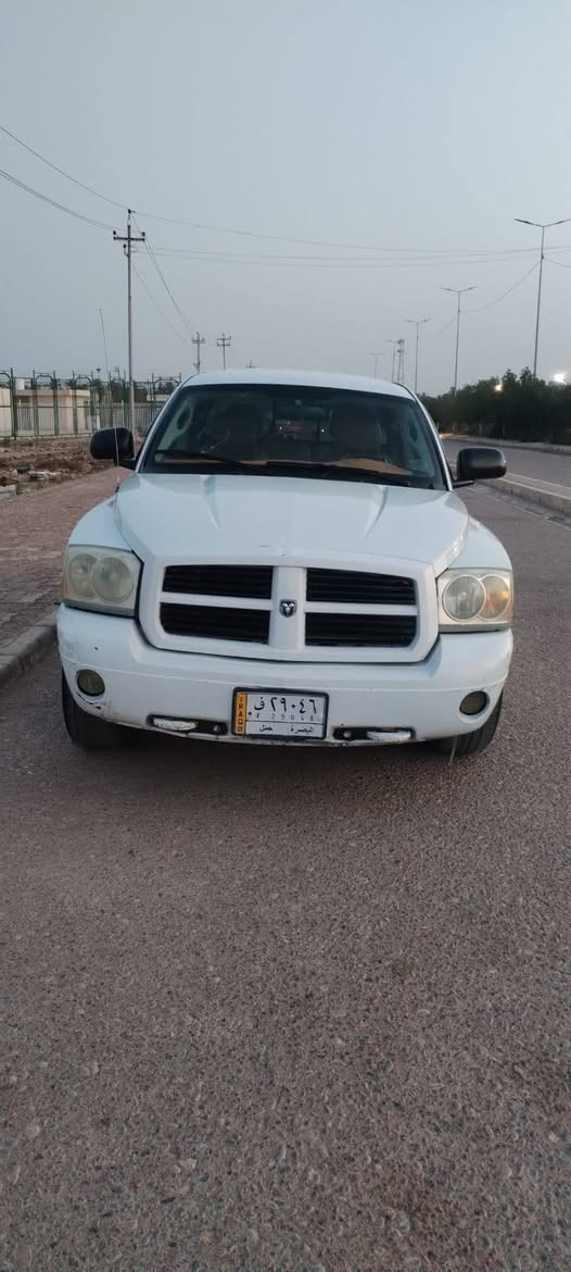 سلام عليكم سياره شفر ليت خروف موديل 2006 تحويل ثاني يوم مكينه وكير فيفتي 3000 كفاله كير ومكينه جدد حاويه سياره جهازه حداده جديده تخم تاير كهربيات كلهاء شغاله سياره ما عوزهاء شي دواخل جدد شاشه ارضيه جلد سياره للبيع  او مرواوس بسياره حمل سعر 43 مكاني ميسان العماره ***********
