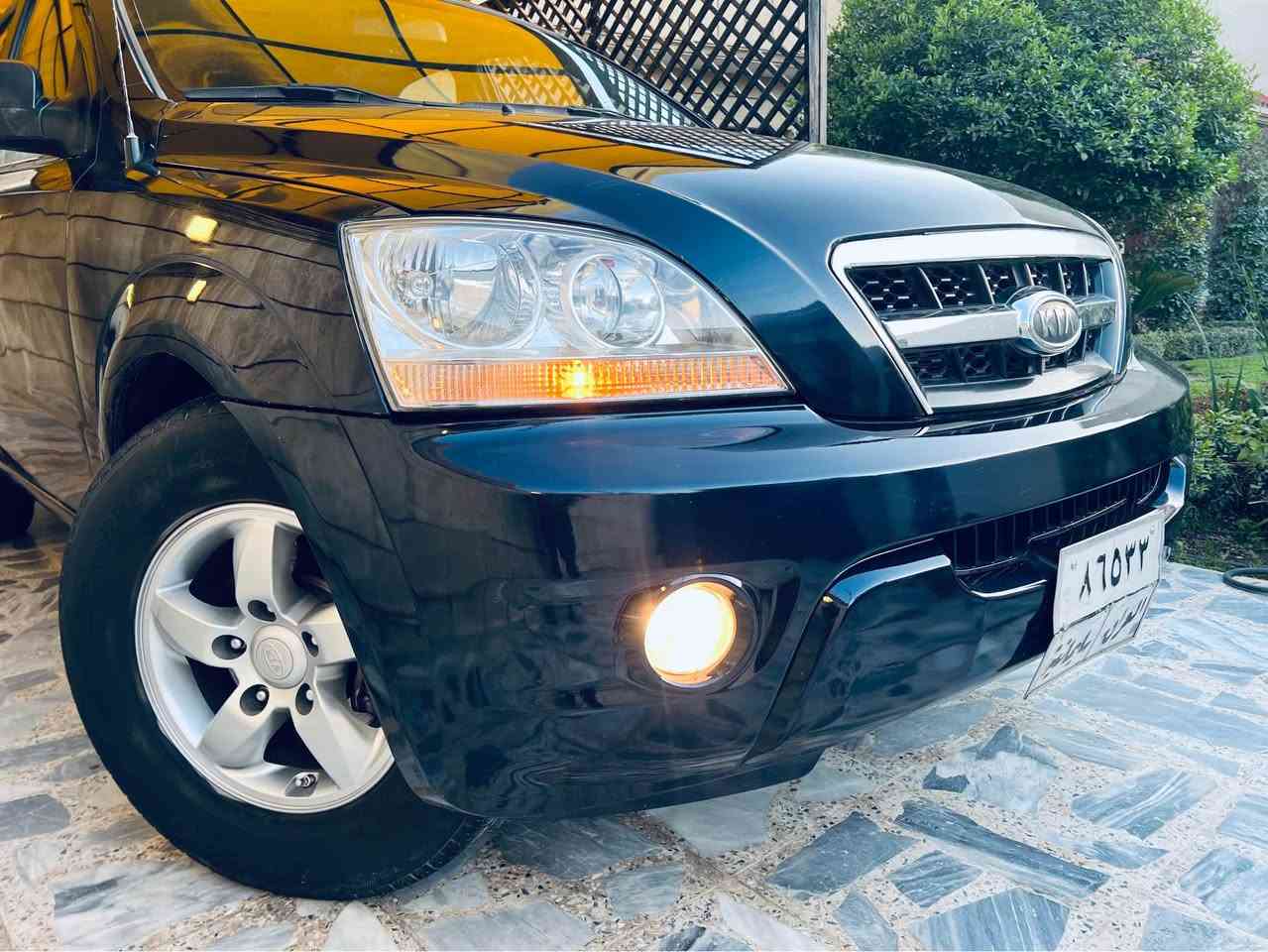 سلام عليكم
سورنتو موديل 2009
لون حبري مميز
استخدام شخصي نظيفه جدا
بيه طخه بالجاملغ وحافه الباب تصبغت نفسه
والبنيد صار بي جراد بخيته فقط
مكفوله الباقي
ماشيه ١٣٠ 
مكينه و كير مكفولات
صدر كله جديد
دهن فلاتر كله جديد 
هزه وسنويه جديد
كل نقص ما بيه تخم تاير تبريد
5ويل كب
شاشه كامره
السعرالمطلوب ٨٧
الكراده ساحه عقبه
*********** بغداد, العراق
