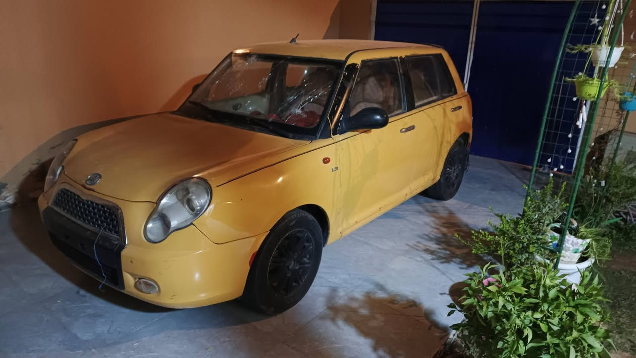 ليفان ٣٢٠ مديل مديل ١١ عاطله ابيع كوم حديد ب٧ورقات قفل قفل 🔒🔒 مكاني ناصرية مركز رقم الهاتف ***********
