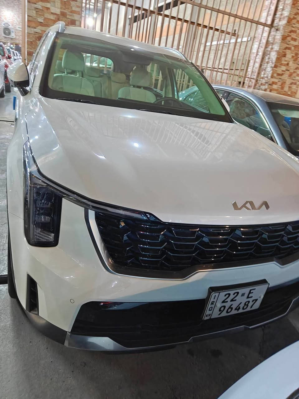 تحيه طيبه السلام
كيا سورنتو 2024
فول مواصفات عده بارنوما 
6 سلندر 
تحكم ستيرن 
حساس خلفي أمامي 
بصمه تشغيل عن بعد 
بصمه ابواب 
شاشه كامره 
مري شفط ترحيب على بعد 
تبريد 3 قطع 
جنطة كهرباء 
كير ماوس 
لايت عدسه 
7 راكب 
ويل 19 
لد خلفي أمامي 
عداد المسافه 22 الف 
رقم اربيل شرط تحويل مباشرة 
السعر 297 ورقه 
اي استفسار 
***********
مكان بغداد البياع معرض المنار الحديث شارع 2
