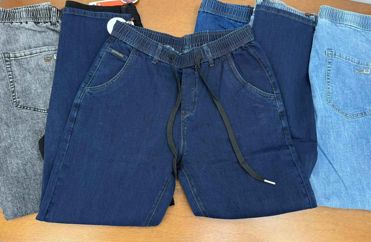 ذوق

للازياء الرجالية يقدم لكم
بجامة لبسة بنطلون كابوي 
خامةممتازة واصلية

السعر 15 الف دينار.

ذوق 

للازياء الرجالية 

.

كربلاء المقدسة 
حي الحسين ع
شارع المصلحة القديم 

مقابل كوفي مشروع مزاج

فرع الجود ماركت.

رقم الهاتف....وواتساب

***********....ابوفاطمة

0772 721 0954...حسن ابوعلي

اوقات التواجد
من الساعة الثالثة عصرا
لغاية الساعة 12 ليلا.

عطلتنا
الخميس ليلا
والجمعة صباحا .
