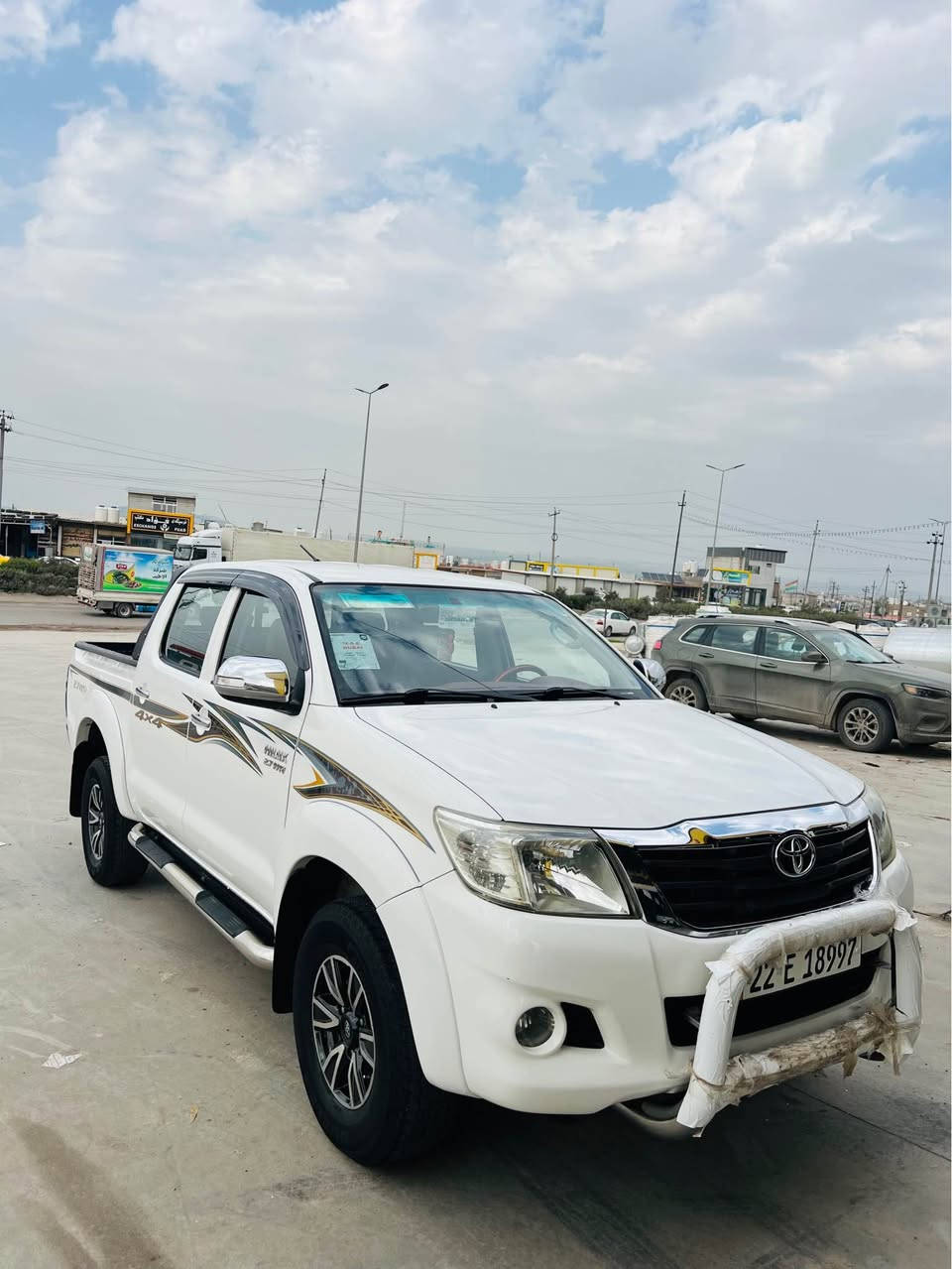 موديل 2013
شه ريكه جيهان 
140رؤيه 
هيجي نيه 
سه نه وي ژينگه هه زه نوئيه 
له سه ر ده قي بيلاده
*********** اكر, نينوى
