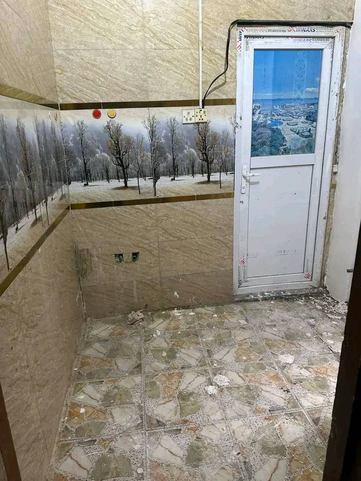 دار للإيجار ... مساحة 70 متر 
الاجار 250 الف شامل والكهرباء والانترنيت
الموقع حي المهندسين.  على ساحه موقع حلو 
يحتوى على.. غرفة نوم  صالة ومطبخ  صحيات 
ويحتوي على تانكي ماء ماطور ماء خط مولده


**إذا كنت صاحب هذا الإعلان وتريد حذفه لأي سبب، رجاءا أرسل رسالة إلى الدعم الفني**