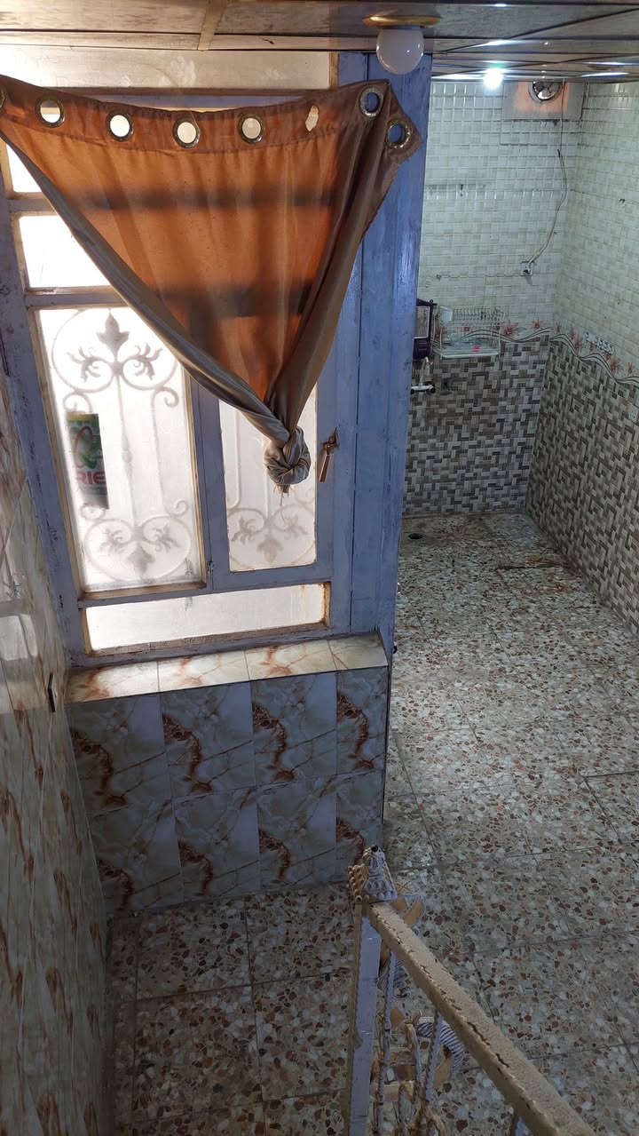 مشتمل للايجار صغير لعائلة صغيرة في الحله حي الجزائر خلف الملعب للإستفسار   *********** حلة, بابل
