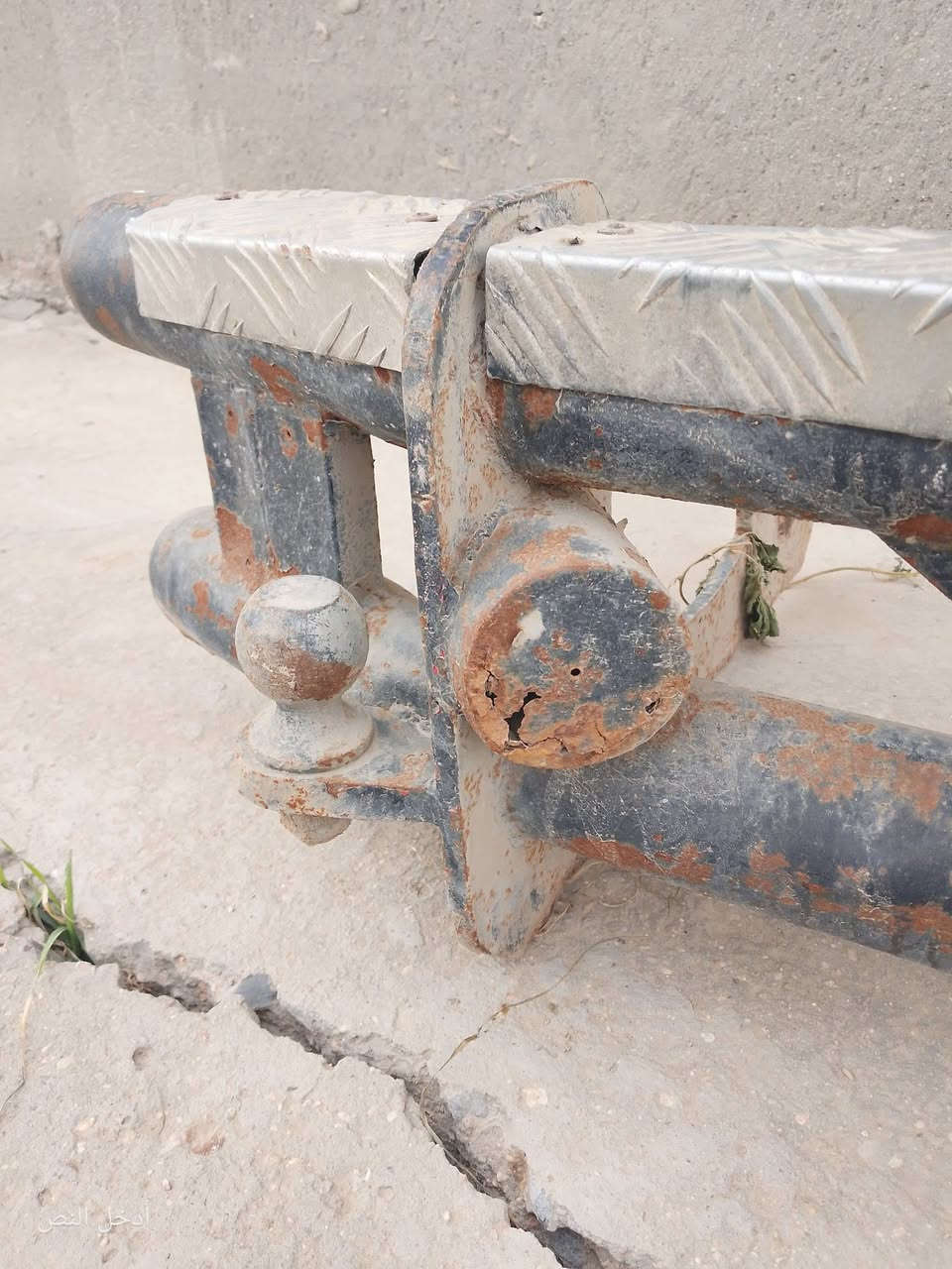 درع ستاركس 9. للبيع يحتاج صبغ وقليل بيه خياس السعر 50الف بابل ناحية الامام قريب على الدولي ***********
