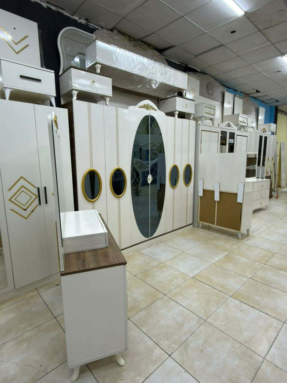 غرفة نوم تركية ست قطع نظيفة جداً بسعر مناسب 
يتوفر نقل وشد مجانا داخل اربيل


**إذا كنت صاحب هذا الإعلان وتريد حذفه لأي سبب، رجاءا أرسل رسالة إلى الدعم الفني**